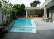 BLUESTONE CURVED EDGE POOL